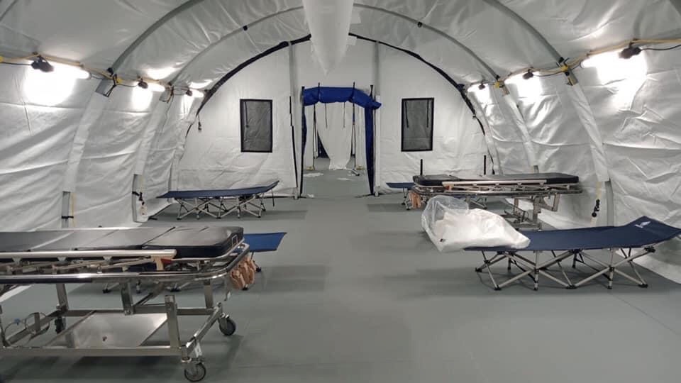 Les patients installés sous des tentes doivent payer ₱1k par heure s’ils ne sont pas couverts par PhilHealth