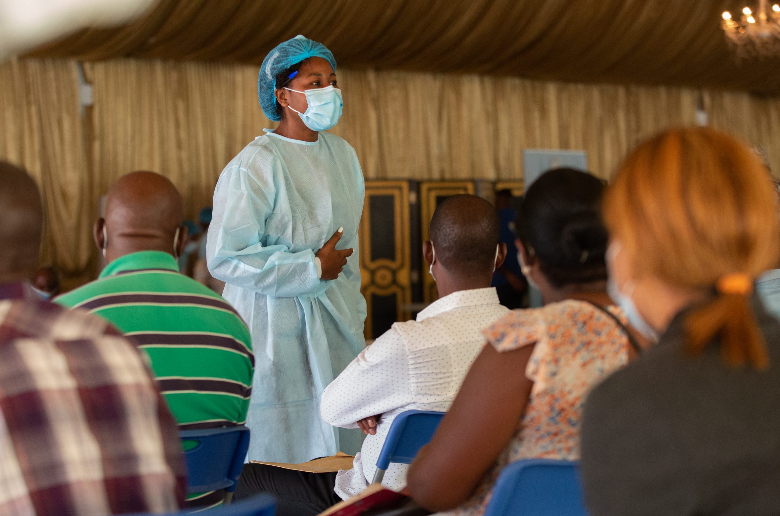 Los principales economistas piden una reorientación radical de la economía para situar la Salud para Todos en el centro en vísperas del G20