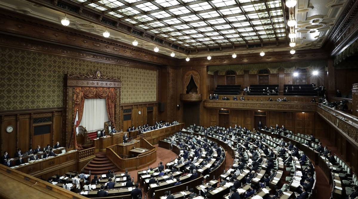 Le Japon adopte une loi visant à rendre les vaccins contre le coronavirus gratuits pour les résidents