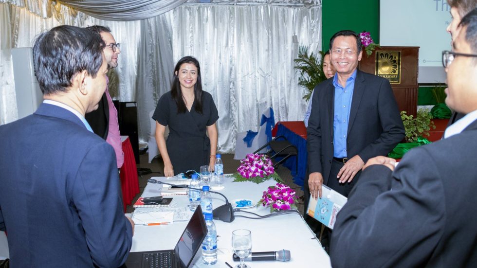 Khmer Times : La NSSF discute de la couverture des travailleurs informels