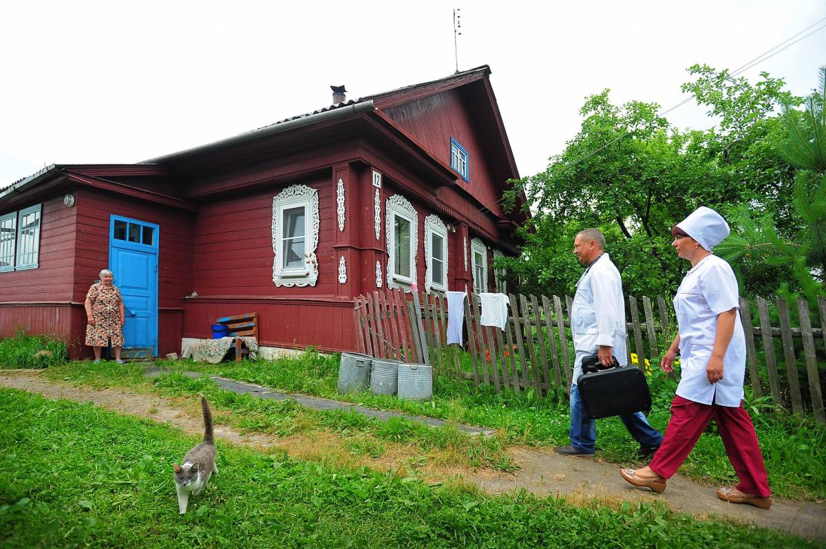 Russia is investing funds to attract health workers to rural areas