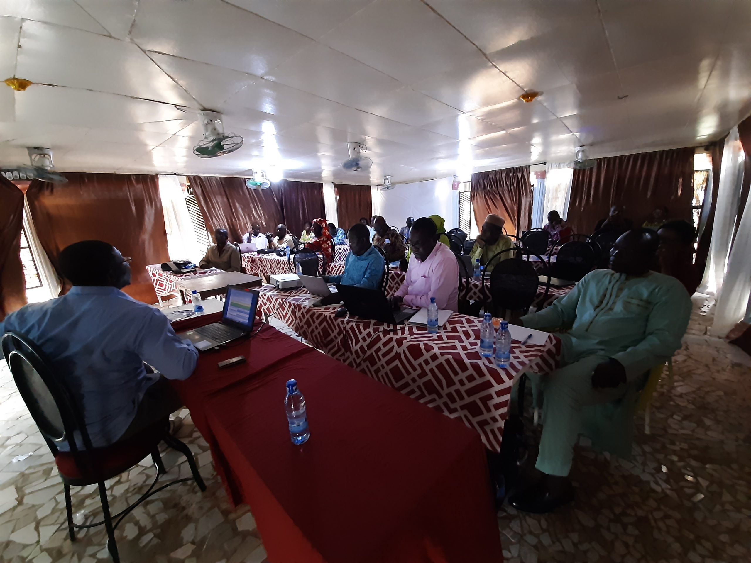 Chad: Taller para finalizar el documento de estrategia nacional de protección social, Yamena 20-23.07.2020