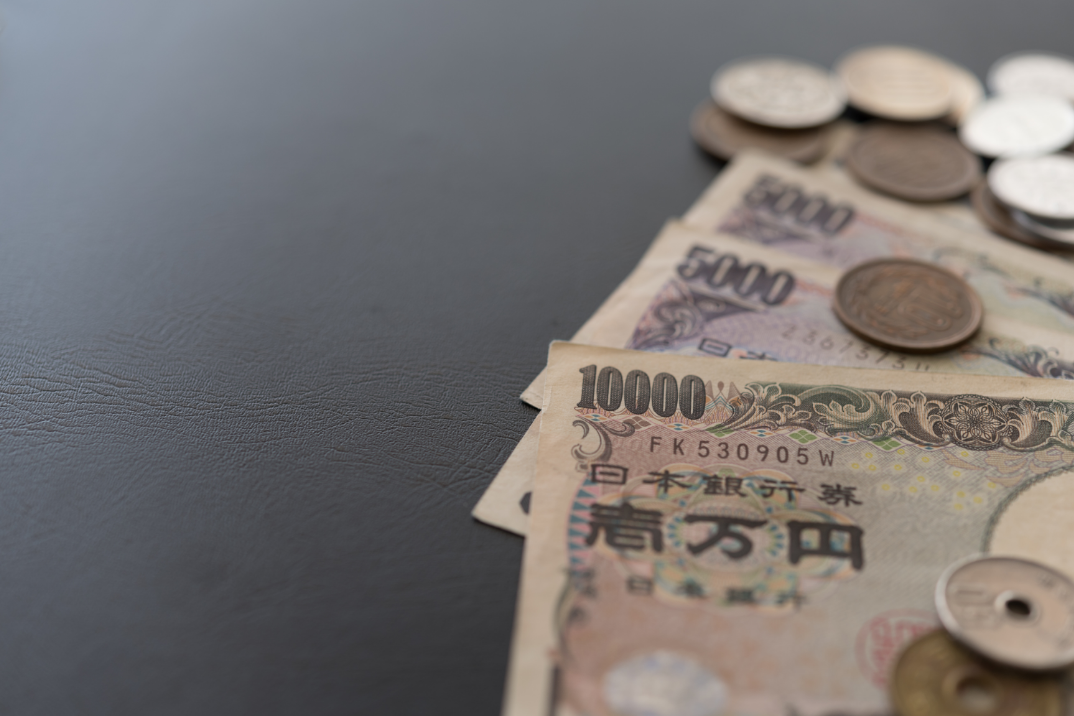 Le Japon prévoit pour l’année fiscale 2022 un total de 111 000 milliards de yens pour contrôler le COVID-19