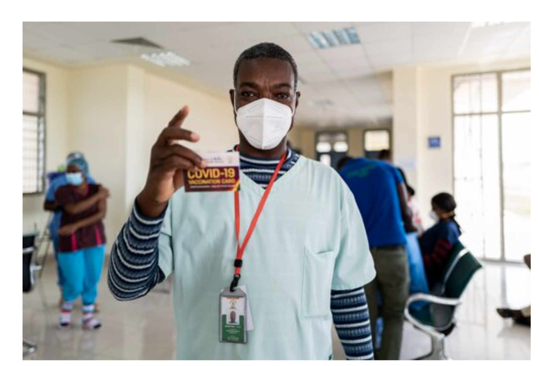 Ne laisser personne de côté : L’équité du vaccin COVID-19 et la couverture sanitaire universelle (CSU) au Ghana