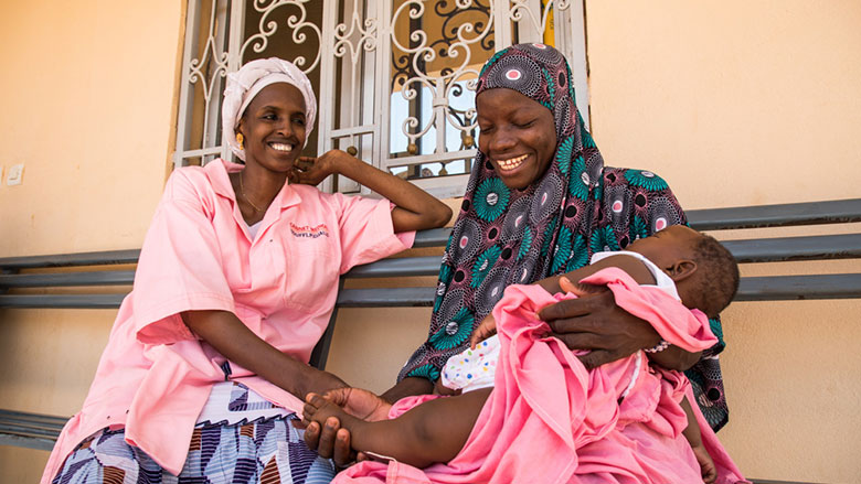 NIger: Всемирный банк вливает средства в охрану материнства и детства