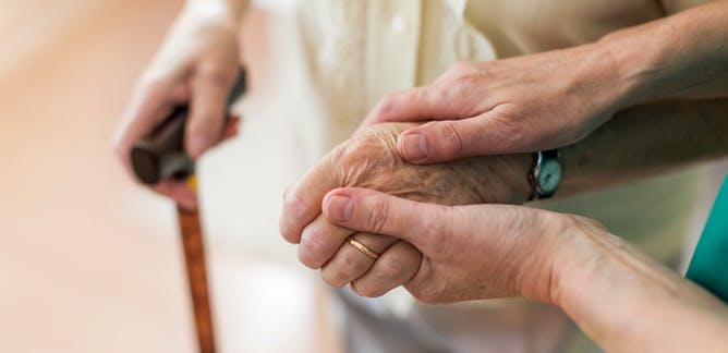 Система ухода за престарелыми в Австралии нуждается в огромных инвестициях, говорится в докладе королевской комиссии