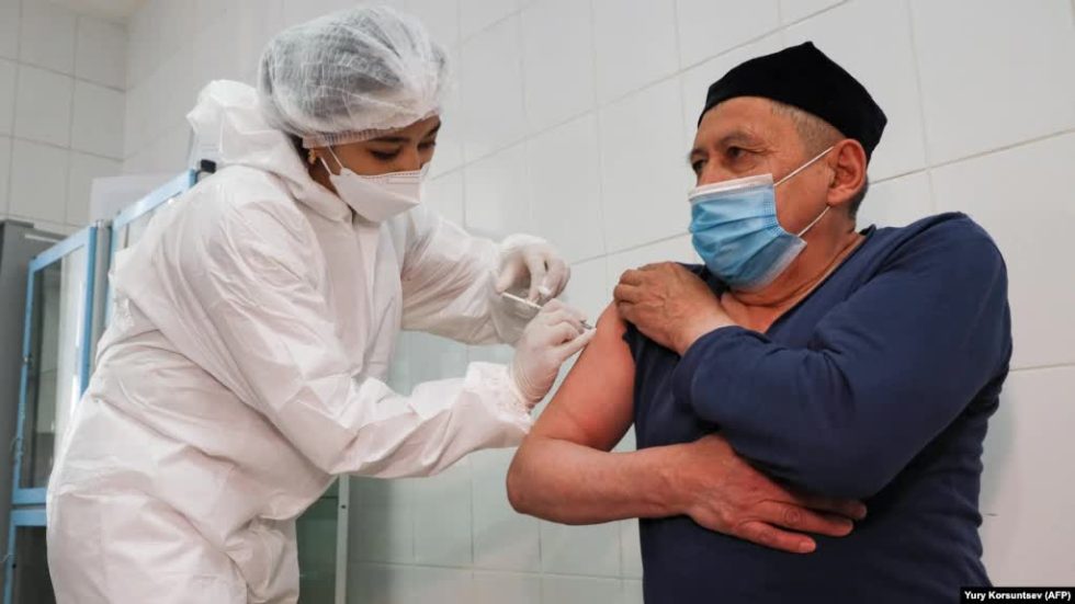 Uzbekistán va a localizar la producción de la vacuna SPUTNIK V para maximizar la cobertura de la población