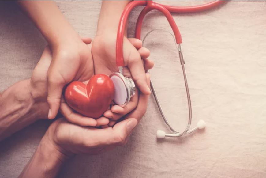 Kuwait introduces new compulsory health insurance