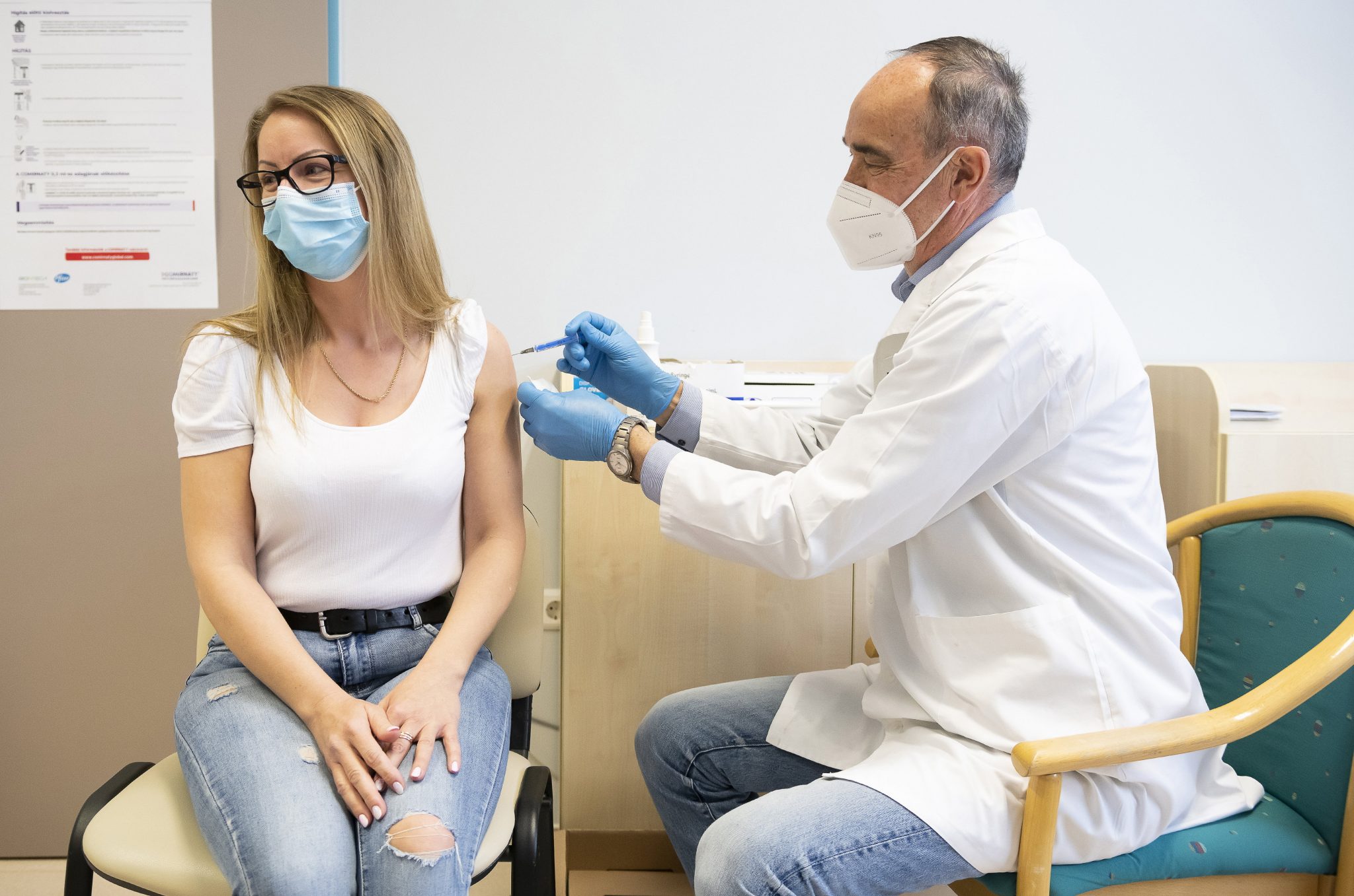 La Hongrie atteint les 3 millions de vaccins, la réouverture se poursuit ?