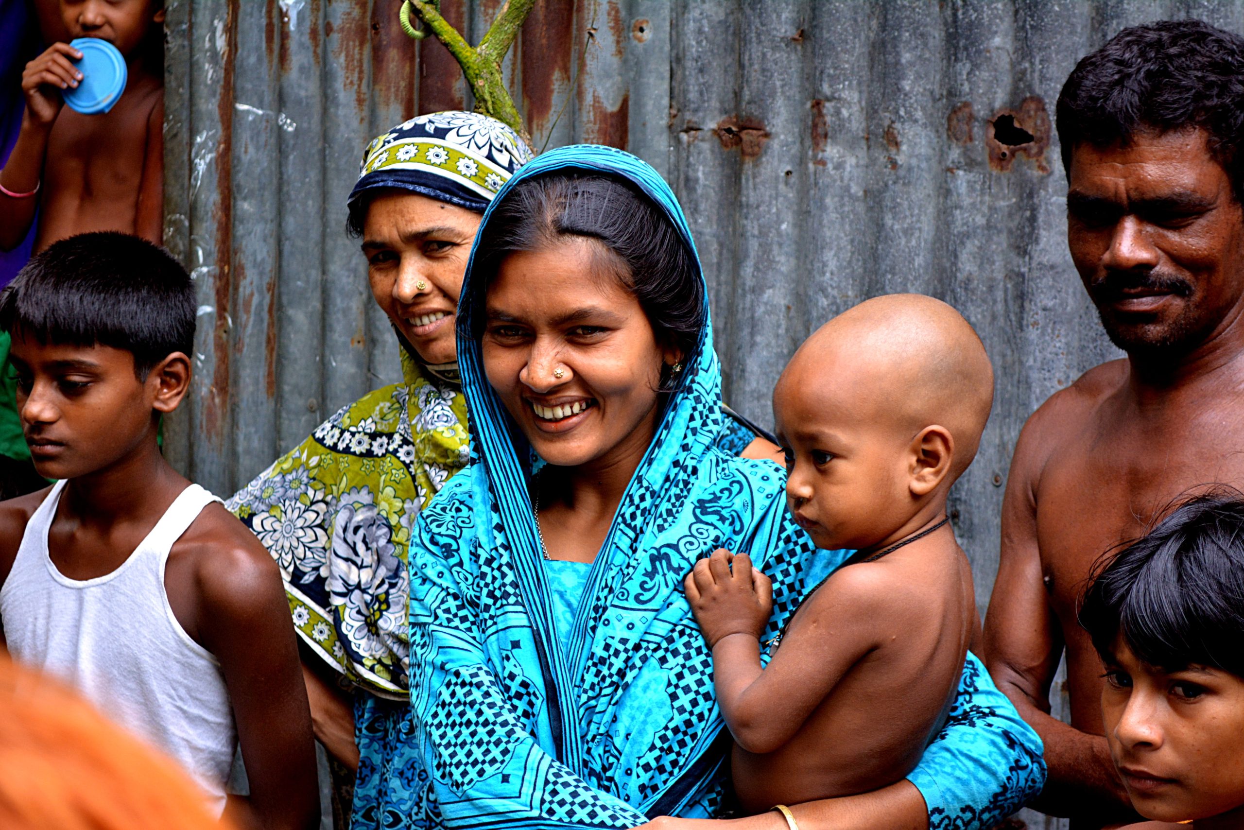 Atención sanitaria olvidada y carga financiera debida a los pagos directos en Bangladesh