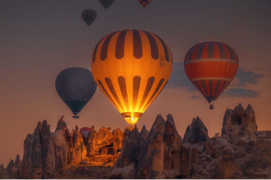 Presenting documents on Turkey’s health system, social health protection laws, programs and more