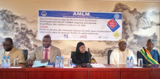 Malí-RAMU: La Asociación de Médicos Libres opta por una prescripción racional