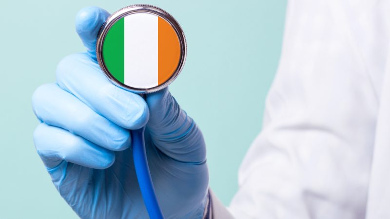 Revitalizar el sistema sanitario irlandés en 2024: Un camino resistente hacia el futuro