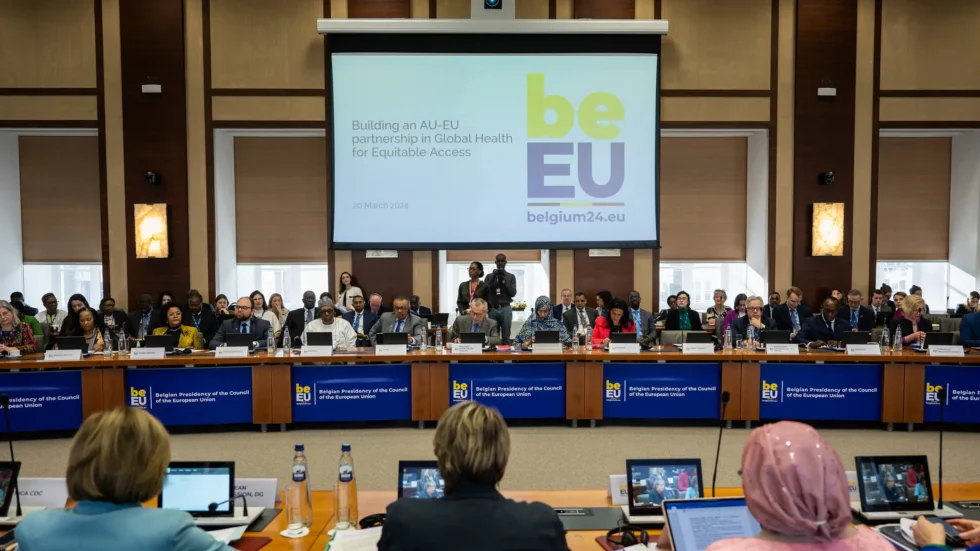 La UE y África colaboran para reforzar los sistemas sanitarios y la protección social