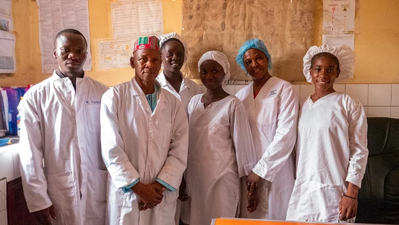 Бесплатное медицинское обслуживание - реальность в Гвинее