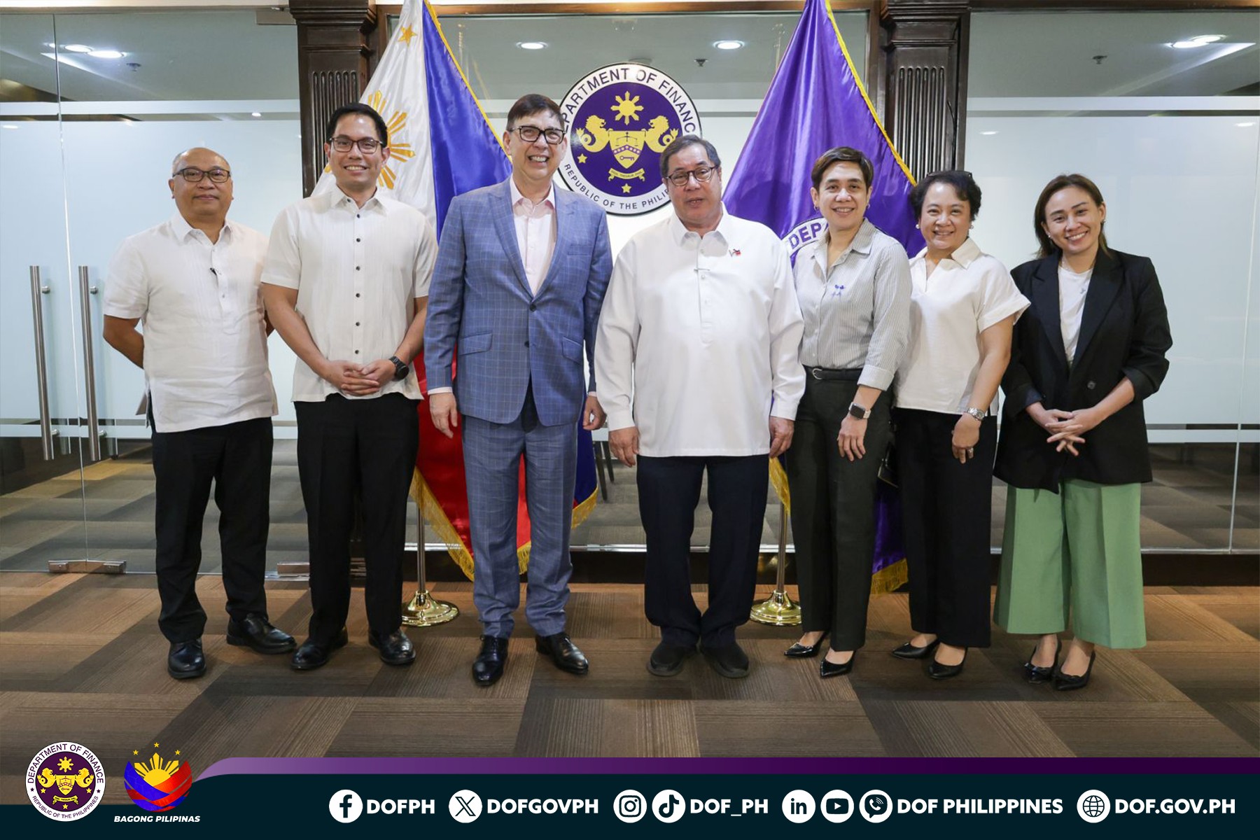 Philippines DOF and DOH strengthen collaboration to expand health projects