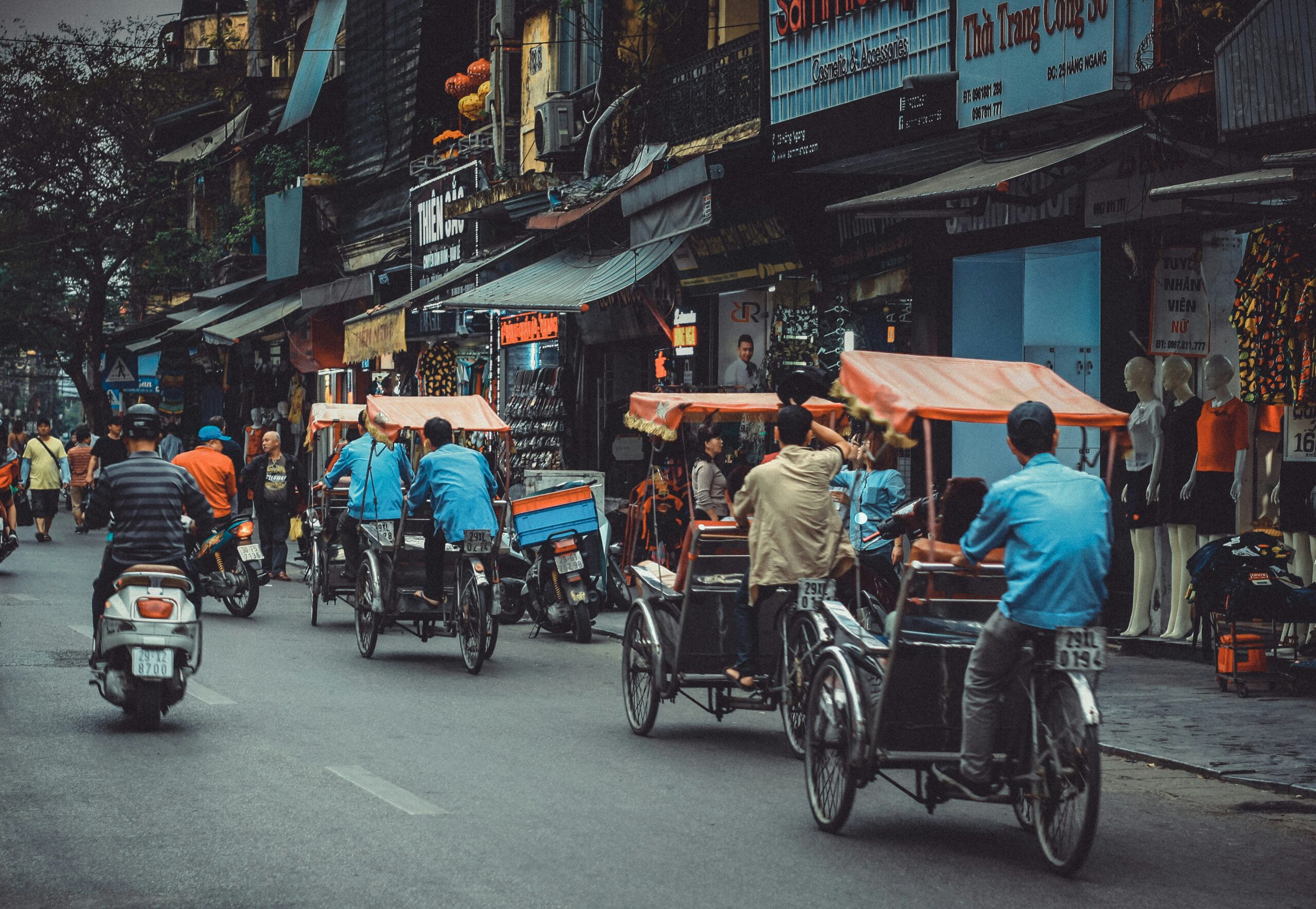 Social Insurance Coverage for Informal Sector Workers in Viet Nam