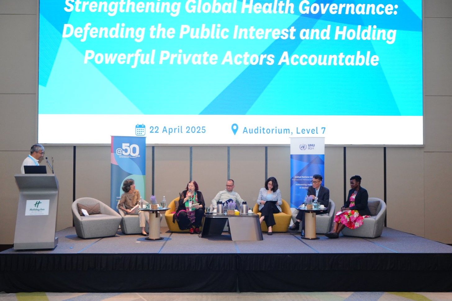 Expertos en salud mundial piden responsabilidad en la influencia del sector privado