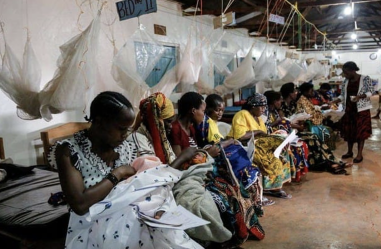 La promesa sanadora de una nación: el audaz impulso de Tanzania hacia el seguro sanitario universal