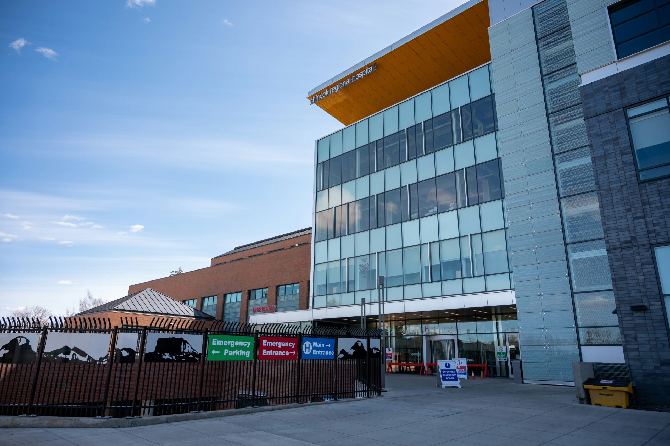 Principaux enseignements sur les familles canadiennes qui paient en moyenne plus de 19 000 dollars pour les soins de santé