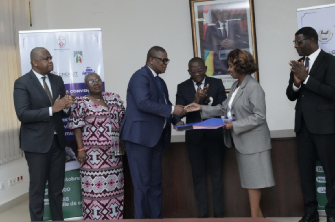 Togo integra a las aseguradoras privadas en la gobernanza de la cobertura sanitaria universal
